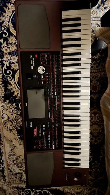 Korg Pa1000 — профессиональный аранжировочный синтезатор с встроенной