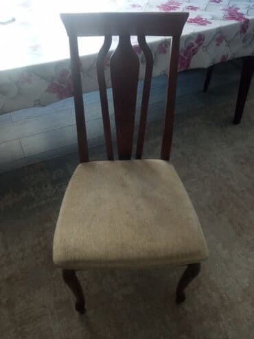 стол и четыре стула: Стол и стул для зала, Б/у, Самовывоз — 3