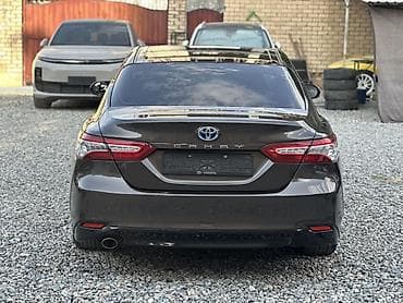 порог на камри: Toyota Camry: 2018 г., 2.5 л, Гибрид, Седан — 3