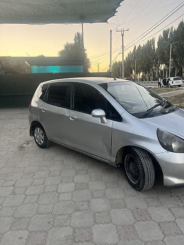 Honda Fit: 2003 г., 1.3 л, Автомат, Бензин, Хэтчбэк — 2