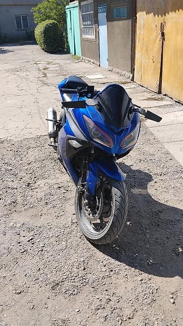 Спортбайк Kawasaki, 400 куб. см, Бензин, Взрослый, Б/у