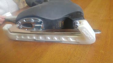 продаю ролик: Продаю б/у коньки edea(италия) черного цвета размер 21 + в подарок — 3