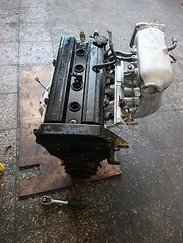 замена двигателя: Бензиновый мотор Honda 2001 г., 2 л, Б/у, Оригинал — 2