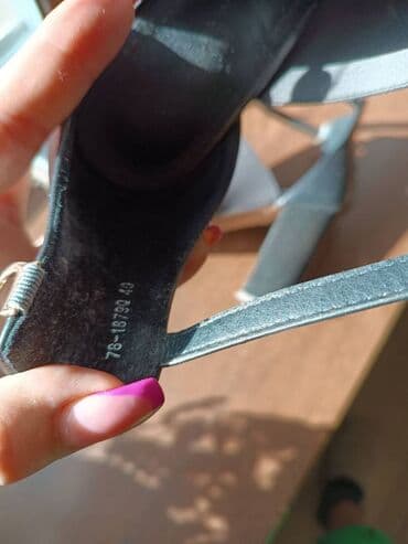 искры для обуви: Ботинки-туфли-ботильоны-деми. Чуть б/у. Были обуты 2-3 раза. Очень — 2