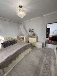 продаю дом район церкви: Үй, 80 кв. м, 5 бөлмө, Менчик ээси — 2