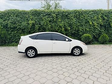 prius: Toyota Prius: 2006 г., 1.5 л, Вариатор, Гибрид, Хэтчбэк — 2