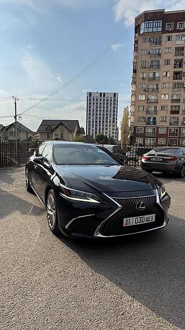 lexus 2019: Lexus ES: 2019 г., 2.5 л, Вариатор, Гибрид, Седан — 1