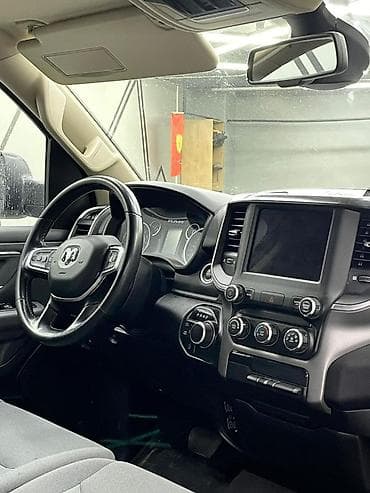 ока: Dodge Ram 1500: 2019 г., 3.6 л, Бензин — 4