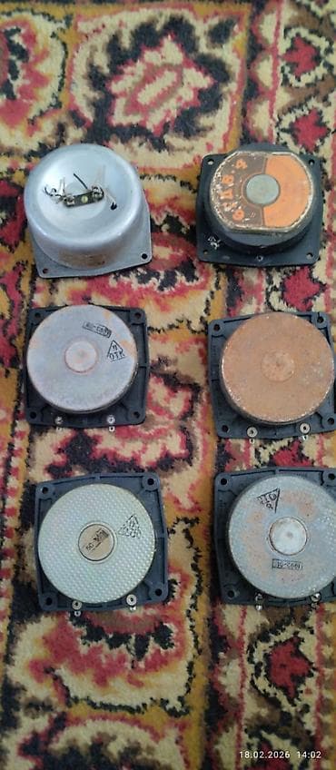 колонка xiaomi: Продаю вч динамики 3шт рабочие 3шт нет цена 2200 сом за 3пары вч — 2