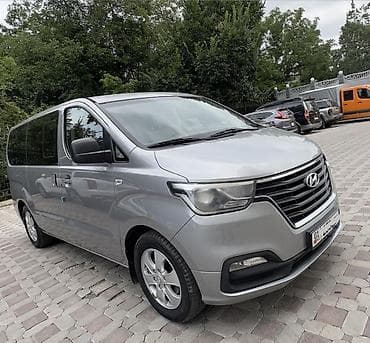 Продажа авто: Hyundai Starex: 2018 г., 2.4 л, Автомат, Дизель, Минивэн — 1