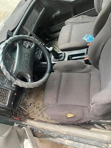 Audi: Audi 80: 1996 г., Механика, Седан — 4