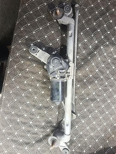 volvo fm: Трапеция дворников Nissan — 2