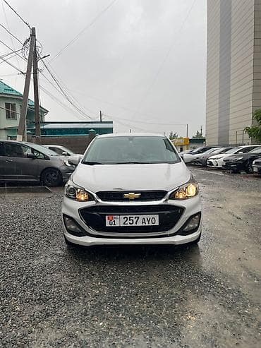 Транспорт: Chevrolet Spark: 2019 г., 1 л, Вариатор, Бензин, Хэтчбэк — 6