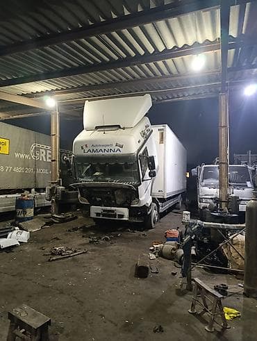 На СТО требуется слесаря ремонт легко тонажных средне тонажных евро