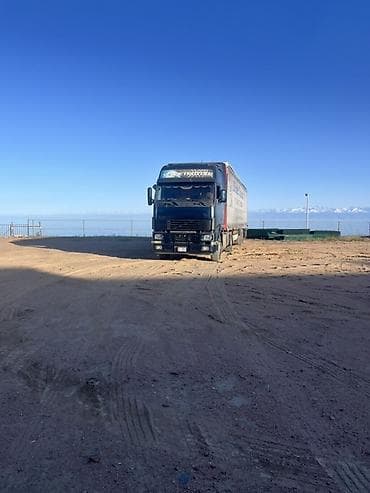 грузовой вито: - Тягач: Volvo (серия FH), 4x2, высокая кабина. Год 1998 эсть обмен на — 1