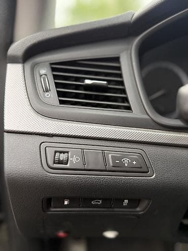 купить хюндай сантафе: Hyundai Sonata: 2021 г., 2 л, Автомат, Газ, Седан — 10