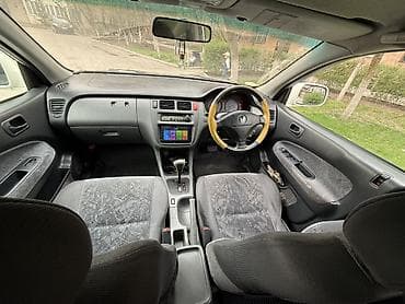 camry 2 2: Honda HR-V: 2001 г., 1.6 л, Автомат, Бензин, Кроссовер — 5