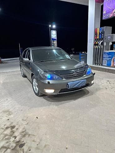 650: Toyota Camry: 2002 г., 2.4 л, Механика, Бензин, Седан — 4