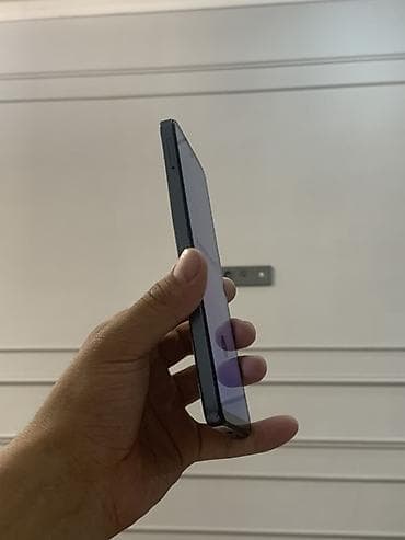 psp 2: Poco C65, Б/у, 128 ГБ, цвет - Серебристый, 2 SIM — 2