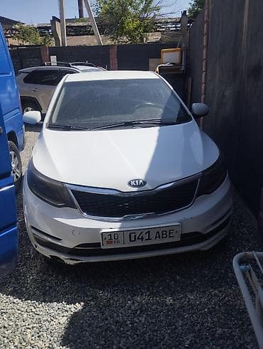 Kia Rio: 2015 г., 1.6 л, Автомат, Бензин, Седан