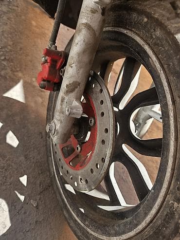 Скутер макси, почти новый пробег 2000