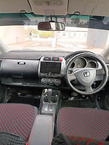 коса фит: Honda Fit: 2004 г., 1.3 л, Вариатор, Хэтчбэк — 3