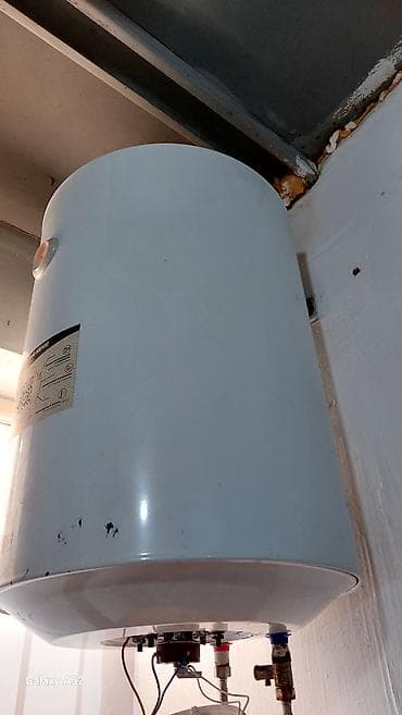 Электрический накопительный водонагреватель (бойлер), вертикальная