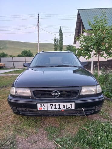 Opel Astra: 2000 г., Универсал