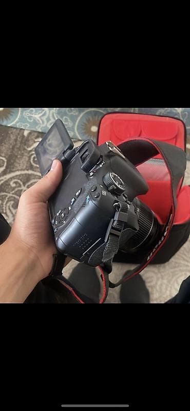 продаю фотоаппарат: Canon EOS 600D / Rebel T3i Объектив 18–55 IS II Всё работает отлично — 2