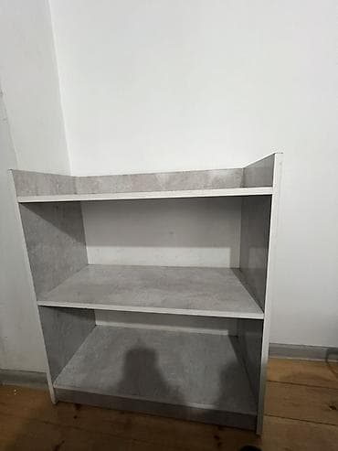 bed table: Открытый стеллаж с двумя полками. - Материал: ЛДСП/МДФ под бетон — 1