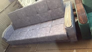 диваны продаю: Прямые диваны с высокой спинкой и широкими подлокотниками - — 6