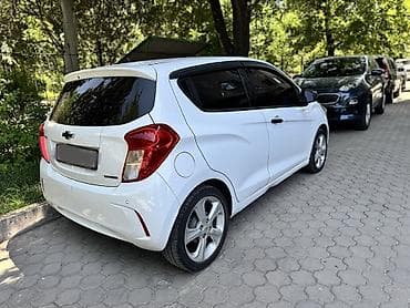 Продажа авто: Chevrolet Spark: 2020 г., 1 л, Автомат, Бензин, Хэтчбэк — 3