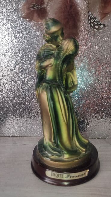 пять ночей у фредди: 1) Статуэтка " Влюбленные" - — 2