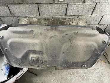 jon deer: Обшивка багажника Toyota Б/у, Оригинал — 2