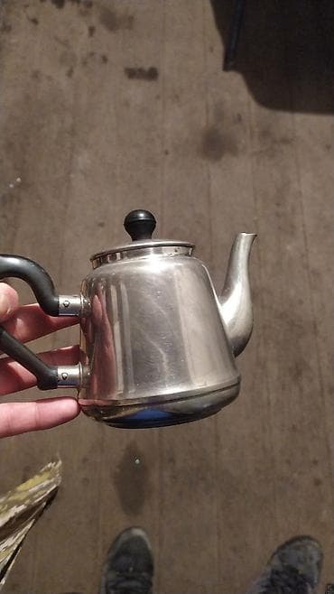 ЧАЙНИК,МНЦ,, МЕЛЬХИОР СССР ОБЪЕМ 0.75 л. отличный чайник для at lalafo.kg ЧАЙНИК,МНЦ,, МЕЛЬХИОР СССР ОБЪЕМ 0.75 л. отличный чайник для