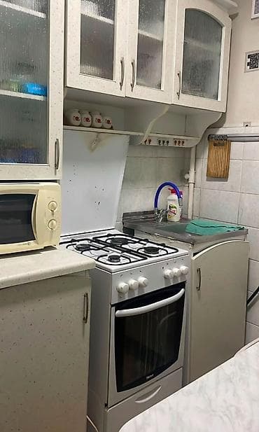 1 бөлмө, 29 м², Ата-Түрк паркы Хрущевка, 2 кабат, Косметикалык оңдоо lalafo.kg да 1 бөлмө, 29 м², Ата-Түрк паркы Хрущевка, 2 кабат, Косметикалык оңдоо