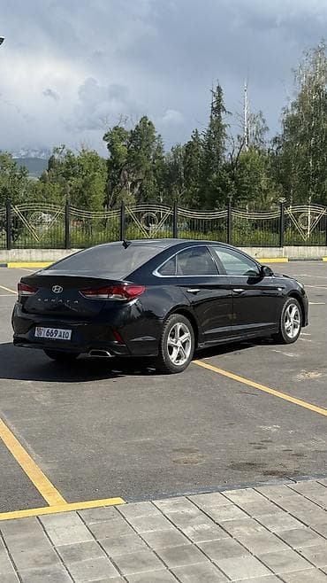 Транспорт: Hyundai Sonata: 2018 г., 2 л, Автомат, Газ, Седан — 6