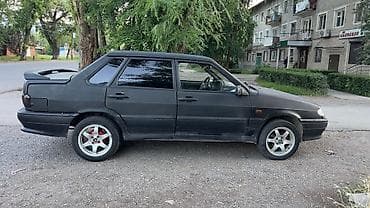 пепельница авто: Легковой автомобиль седан с передним приводом. Основные — 3