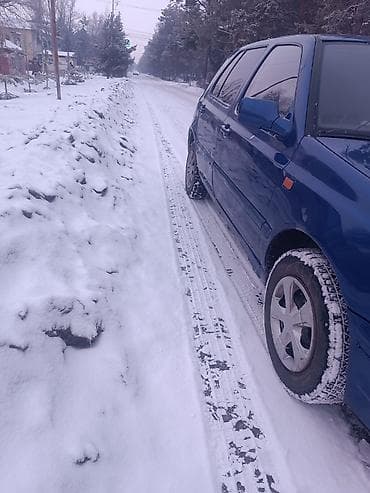 audio a6: Volkswagen Golf: 1992 г., 1.8 л, Механика, Бензин, Хэтчбэк — 6