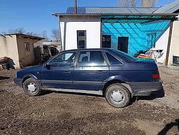 с4 2 6: Volkswagen Passat: 1988 г., Седан — 5