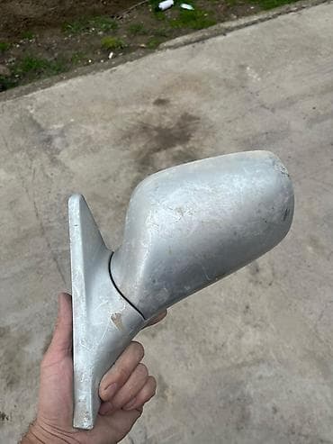 бампер на марк х: Крышка багажника Toyota, 1998 г., Б/у, Оригинал — 3