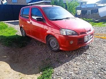 Voyah: Daihatsu YRV: 2002 г., 1.3 л, Механика, Бензин, Хэтчбэк — 4