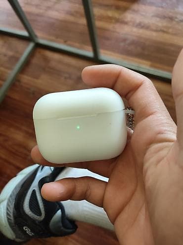 спарк купить: Беспроводные наушники в зарядном кейсе (форм‑фактор «вставные — 1