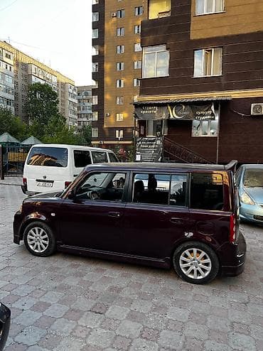 тайотта естима: Toyota bB: 2004 г., 1.5 л, Автомат, Бензин, Минивэн — 3