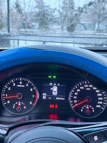 Продажа авто: Kia K7: 2018 г., 3 л, Типтроник, Газ, Седан — 9