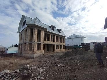 Продается капитальный кирпичный дом с панорамным видом, мансардой в