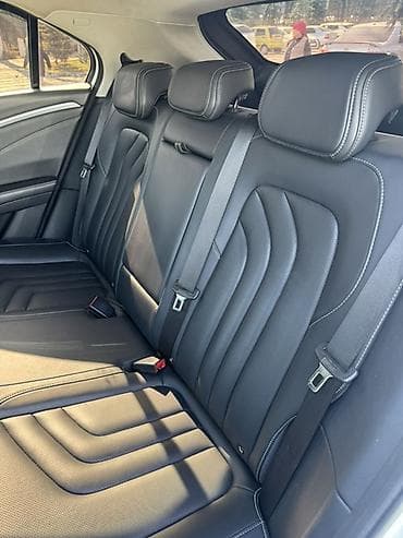 gmc jimmy: JMEV : 2022 г., 3 л, Автомат, Электромобиль, Кроссовер — 9