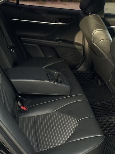 Toyota Camry: 2019 г., 2.5 л, Автомат, Бензин, Седан — 9