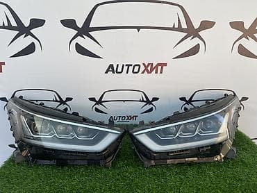 Комплект передних фар Audi Оригинал