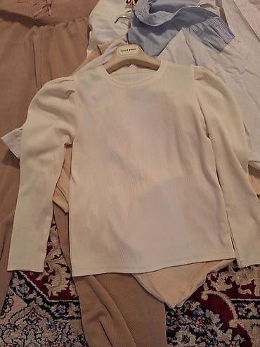 apple air m1: Набор женской одежды + утюжок для волос Capellis Professional Состав — 1